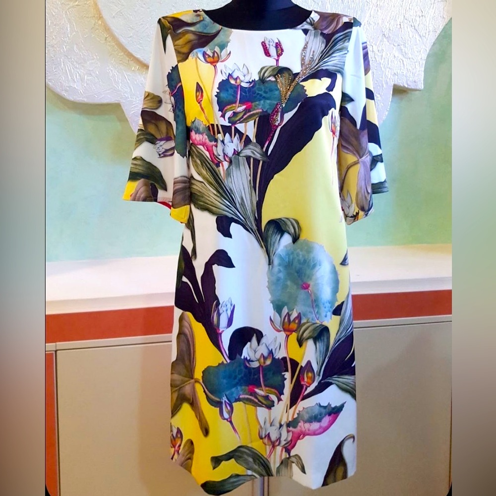 NWT Dress KIWE yellow with flowers embellished rhinestones SIZE L ( or 10)